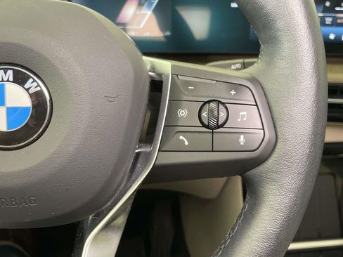 Used 2025 BMW X1 xDrive28i w/ Technology Package image 37