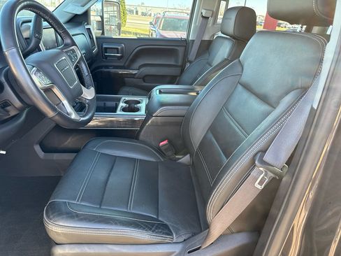 Used 2015 GMC Sierra 2500 Denali w/ Duramax Plus Package image 13