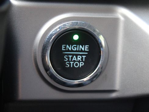 Used 2022 Ford F150 XLT w/ Equipment Group 302A High AWD/4WD image 34