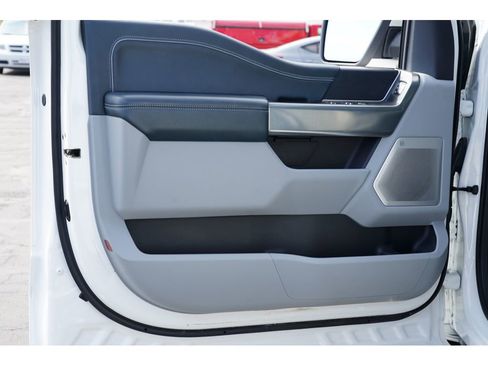 Used 2023 Ford F150 Limited image 14