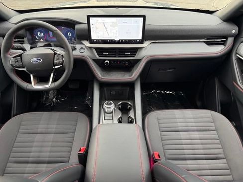 New 2026 Ford Explorer ST-Line w/ ST-Line Street Pack AWD/4WD image 15