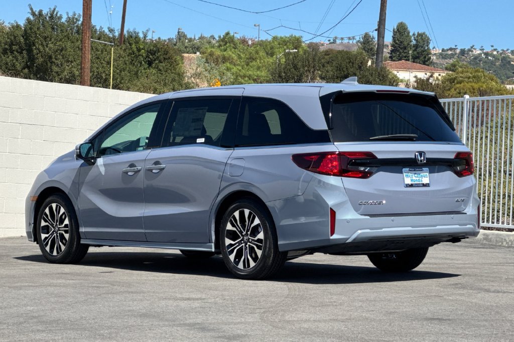 New 2027 Honda Odyssey Elite image 10