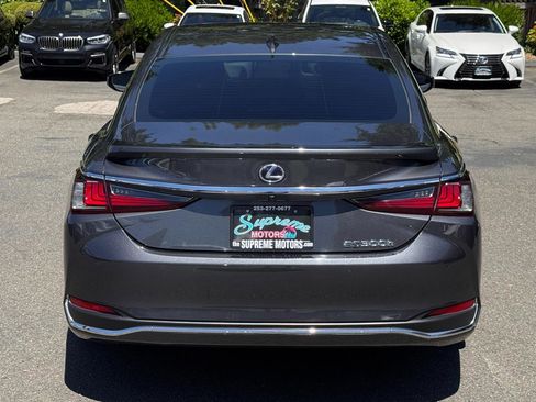 Used 2022 Lexus ES 300h w/ Premium Package FWD image 10
