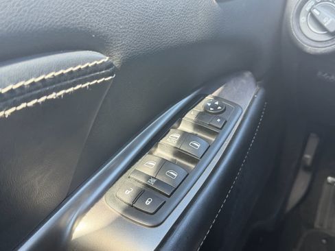 Used 2015 Dodge Journey Crossroad w/ Flexible Seating Group AWD/4WD image 19