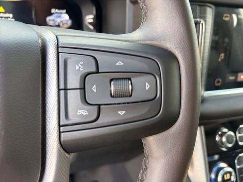 Certified 2023 GMC Yukon XL Denali image 7