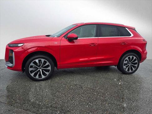 New 2026 Audi Q3 quattro 2.0T AWD/4WD image 6