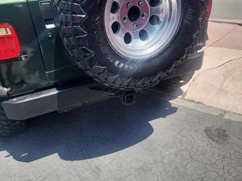 Used 1998 Jeep Wrangler Sahara AWD/4WD image 6