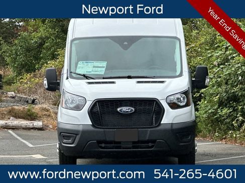 New 2025 Ford Transit 250 148 Medium Roof Extended AWD w/ Load Area Protection Package image 6