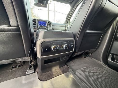 Used 2021 Ford Expedition XLT image 31