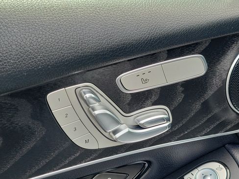 Used 2018 Mercedes-Benz GLC 300 image 18