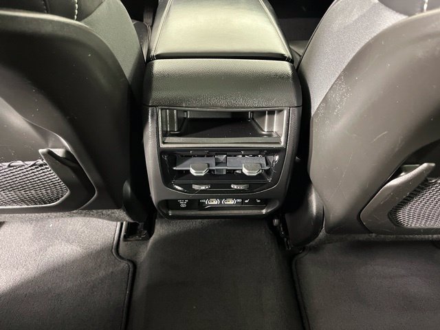 Used 2022 Jeep Grand Cherokee Overland AWD/4WD image 42