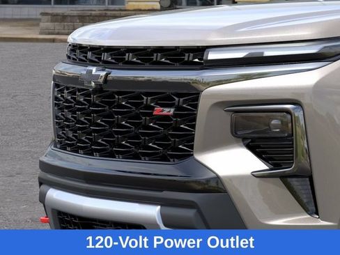 New 2027 Chevrolet Traverse Z71 w/ Driver Confidence Package AWD/4WD image 14