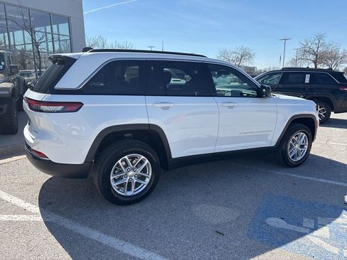 New 2026 Jeep Grand Cherokee Laredo AWD/4WD image 26