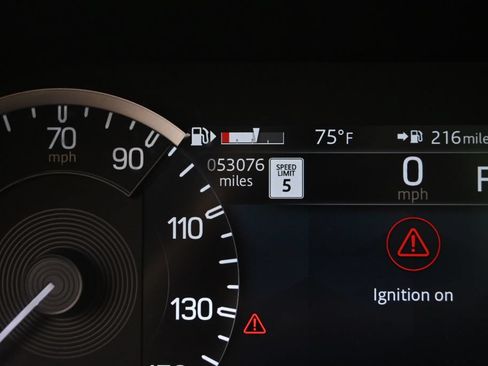 Used 2023 Land Rover Defender 130 X-Dynamic SE AWD/4WD image 24
