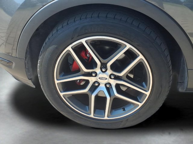 Used 2018 Ford Explorer Sport w/ Equipment Group 401A AWD/4WD image 17