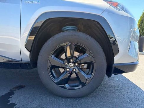 Used 2021 Toyota RAV4 XSE w/ XSE Grade Weather Package AWD/4WD image 15