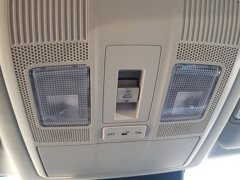 Used 2025 MAZDA CX-5 AWD 2.5 S w/ Preferred Package image 40