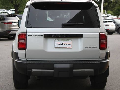 Used 2025 Toyota Land Cruiser w/ Premium Package AWD/4WD image 4