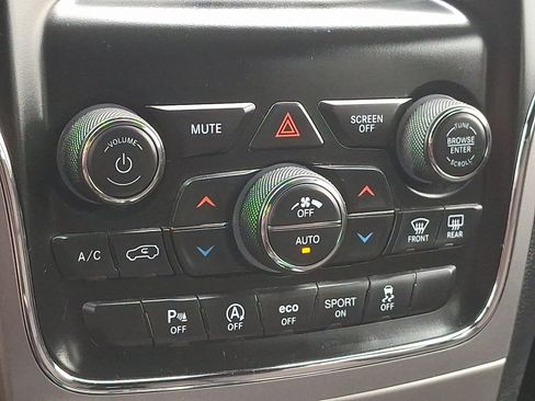 Used 2020 Jeep Grand Cherokee Laredo AWD/4WD image 15
