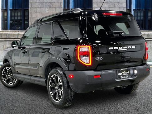 Certified 2025 Ford Bronco Sport Outer Banks w/ Outer Banks Tech Package+ image 10