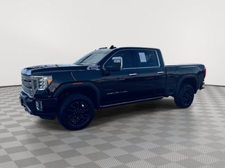 Certified 2022 GMC Sierra 3500 Denali w/ Denali Black Diamond Edition AWD/4WD video 1