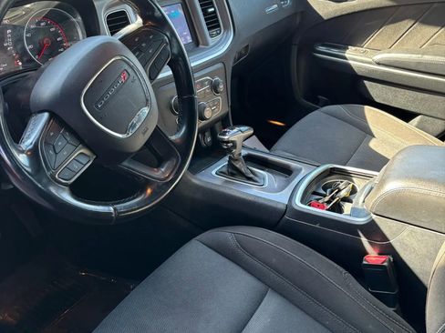 Used 2020 Dodge Charger SXT image 9