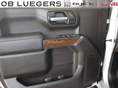 Certified 2021 GMC Sierra 1500 SLT w/ SLT Premium Package image 11