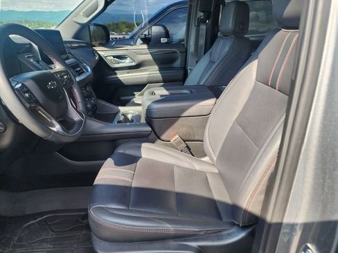 Used 2023 Chevrolet Tahoe RST w/ RST Performance Edition AWD/4WD image 4