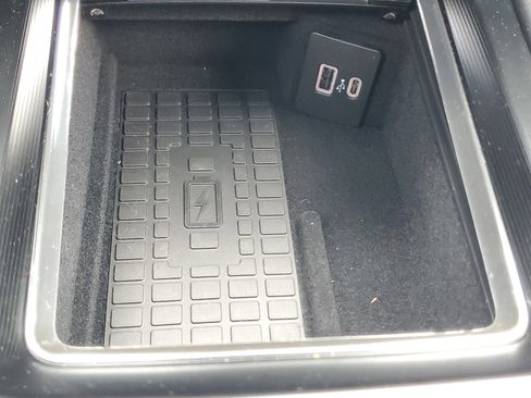 New 2026 Lincoln Corsair Premiere image 23