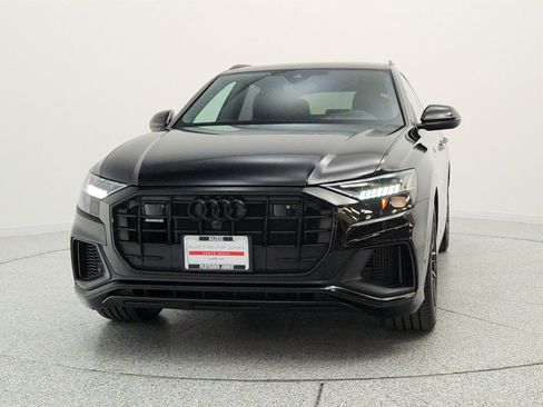 Used 2023 Audi Q8 Prestige w/ Prestige Package AWD/4WD image 2