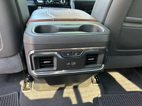 Used 2025 GMC Sierra 3500 Denali Ultimate AWD/4WD image 53