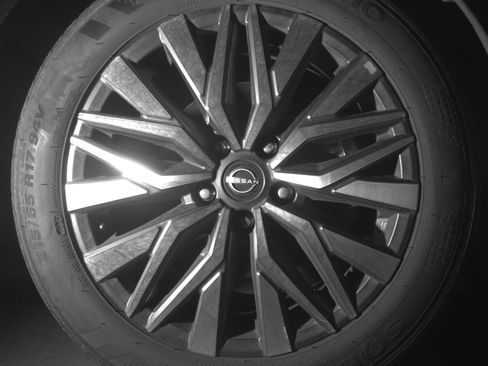 Used 2025 Nissan Altima 2.5 SV image 13