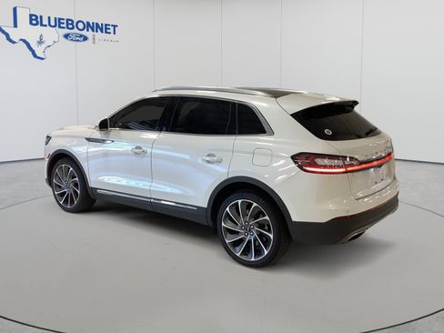 Used 2021 Lincoln Nautilus Reserve w/ Equipment Group 201A AWD/4WD image 7
