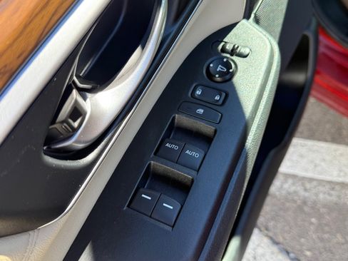 Used 2017 Honda CR-V EX-L image 11