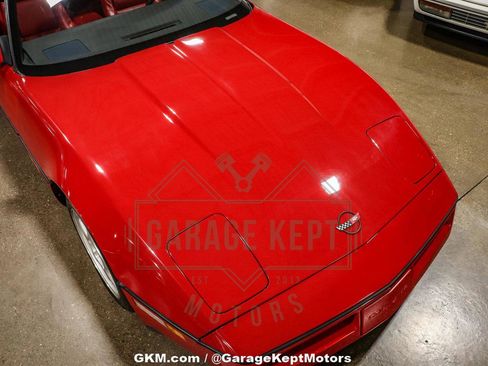 Used 1987 Chevrolet Corvette Coupe image 21