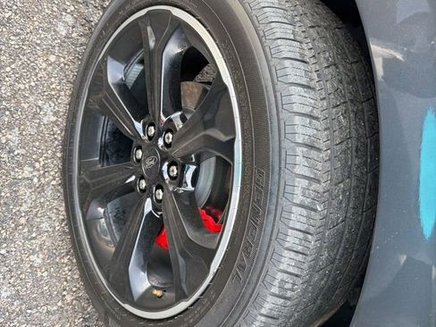 Used 2022 Ford Expedition Limited image 6