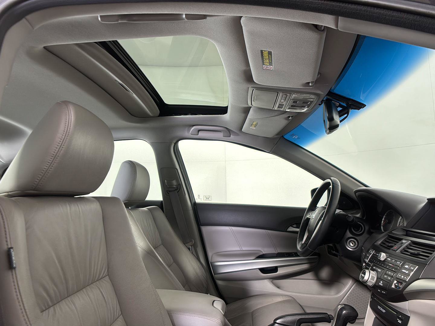 Used 2010 Honda Accord EX-L image 22