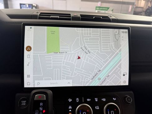 New 2026 Land Rover Defender 110 X-Dynamic SE AWD/4WD image 18