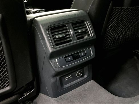 Used 2023 Audi Q5 2.0T Premium w/ Convenience Package image 35
