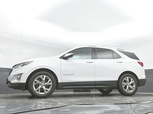 Used 2020 Chevrolet Equinox LT FWD image 30