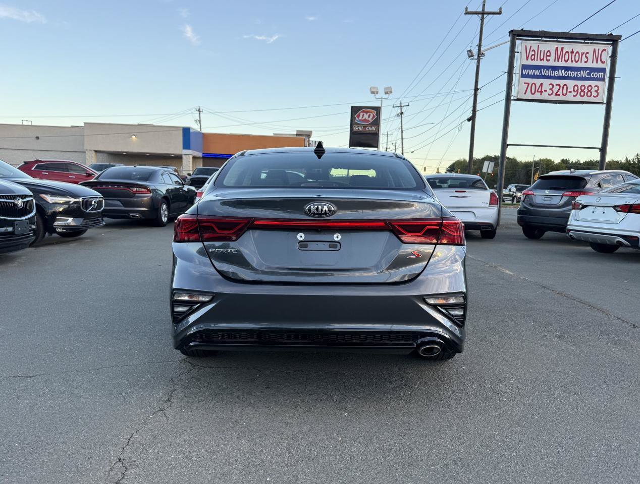 Used 2019 Kia Forte S FWD image 5