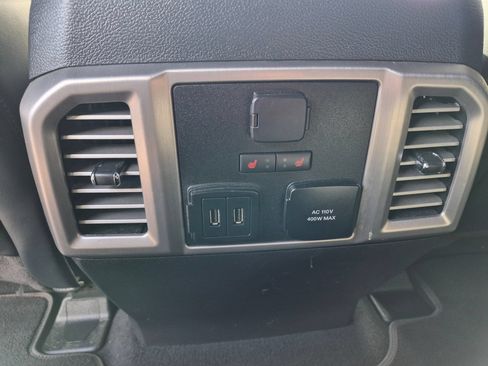 Used 2019 Ford F250 Platinum w/ Platinum Ultimate Package AWD/4WD image 16