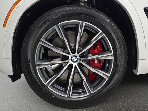 New 2026 BMW X5 xDrive50e w/ M Sport Package AWD/4WD image 32