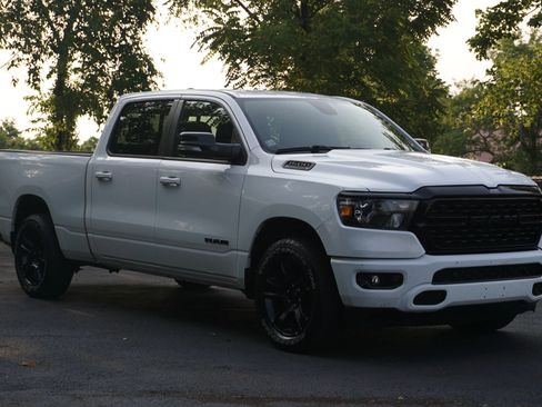 Used 2022 RAM 1500 Big Horn AWD/4WD image 3