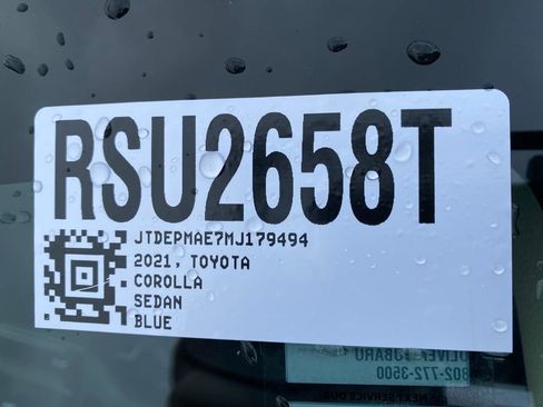 Used 2021 Toyota Corolla LE image 45