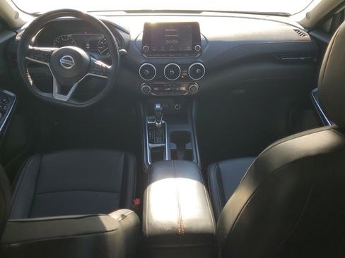 Used 2021 Nissan Sentra SR w/ SR Premium Package image 12