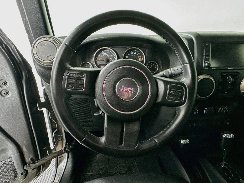Used 2016 Jeep Wrangler Unlimited Sahara AWD/4WD image 16