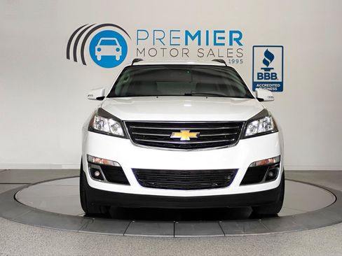 Used 2017 Chevrolet Traverse LT FWD image 82