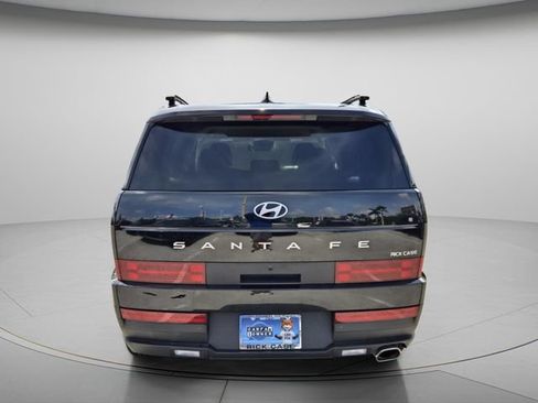 Used 2024 Hyundai Santa Fe SEL FWD image 6