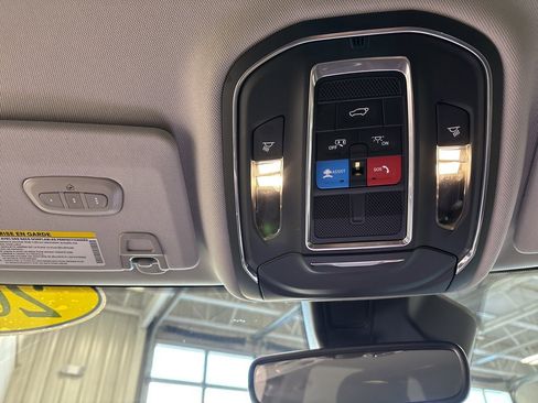 Used 2023 Jeep Grand Cherokee Limited w/ Trailer Tow Package image 15